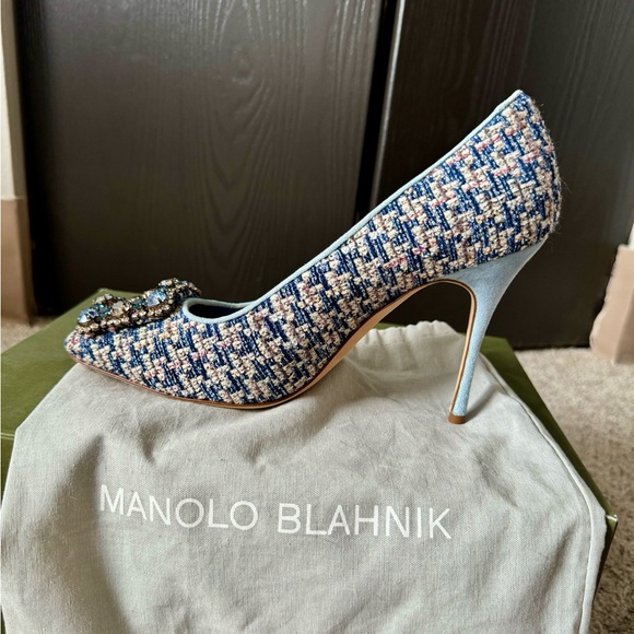 Tweed Manolo Blahnik heels - Picture 3 of 6